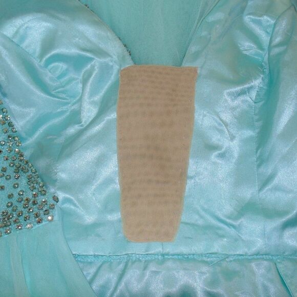 SHERRI HILL Gown/Dress, 16, Mint Green, Rhinestone/Beaded Bodice, Layered Tulle - Picture 10 of 14